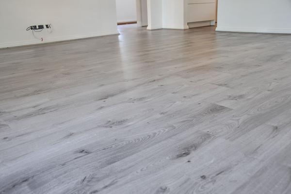Flooring-Grey-Laminate-1