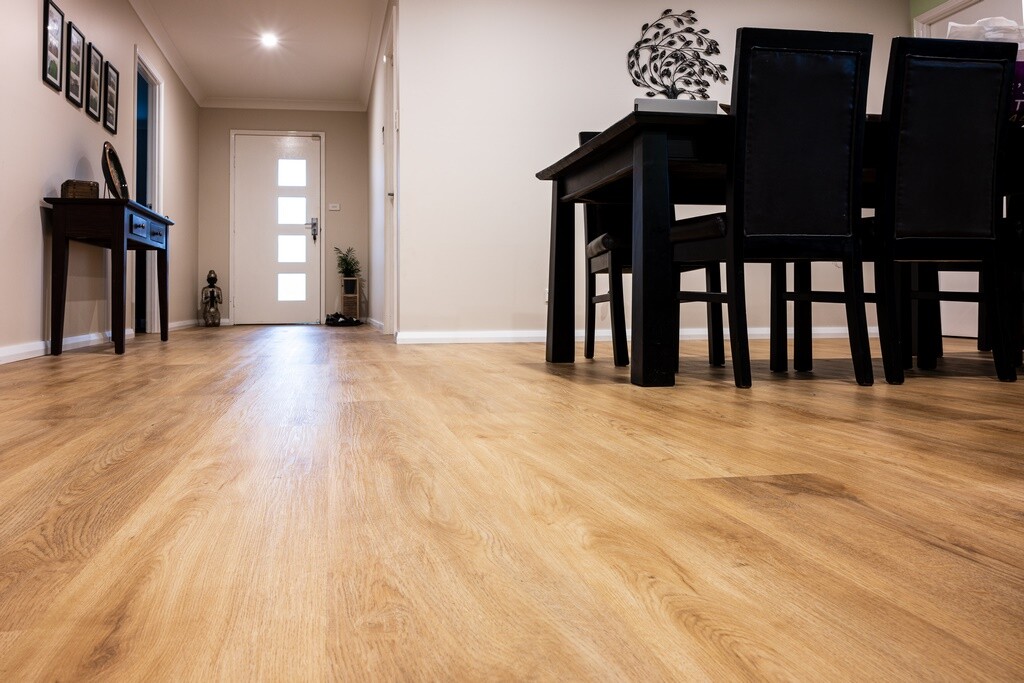 Waterproof Spc Hybrid Flooring Natural, What Is The Difference Between Hybrid And Laminate Flooring