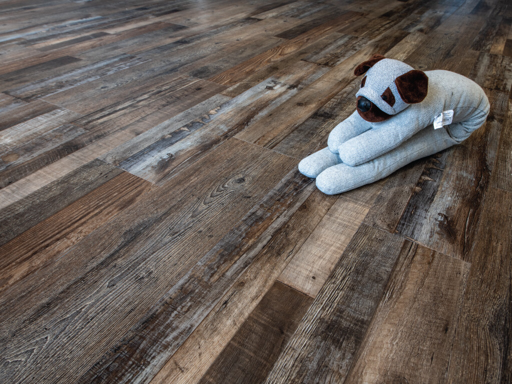 Spc Hybrid Flooring Rustic Oak Sample Lion King Flooring
